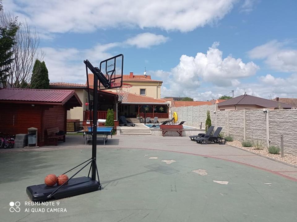 Penzion Zajecak Zaječí Eksteriør billede