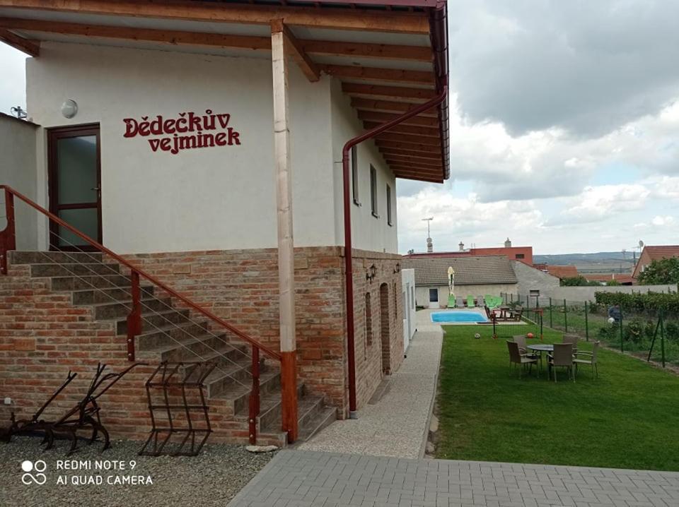 Penzion Zajecak Zaječí Eksteriør billede