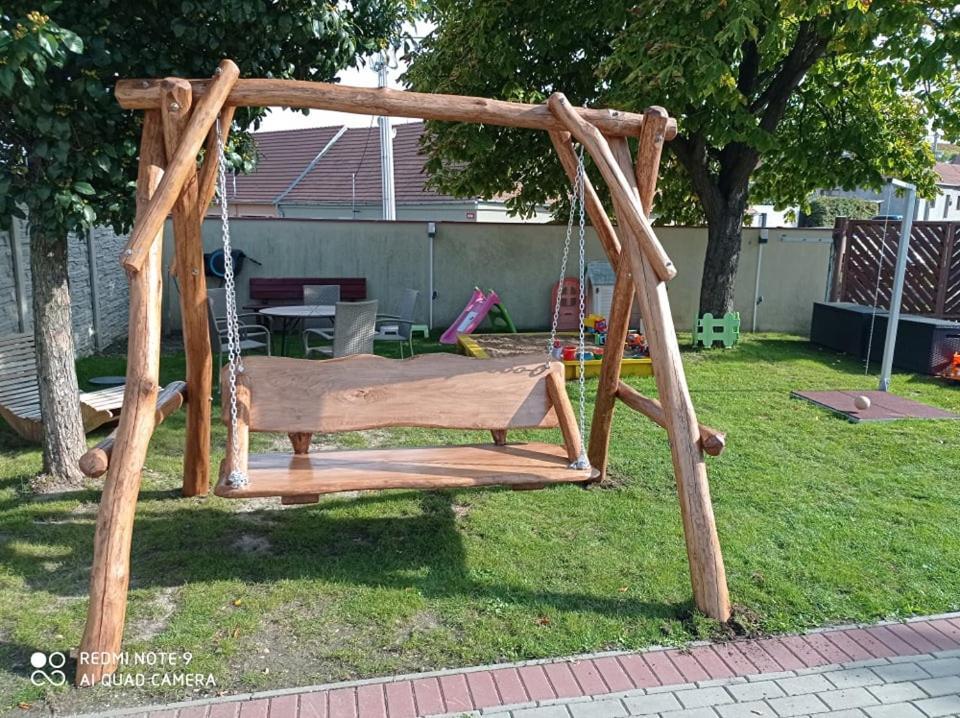 Penzion Zajecak Zaječí Eksteriør billede